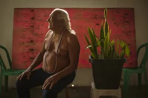 COMPOSITOR  GUIGA DE OGUM LANÇA "PLATEIA AMIGA" EM TODAS AS PLATAFORMAS DIGITAIS