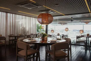 RESTAURANTES LÔRO PRAIA DO FORTE E LÔRO BAHIA MARINA PASSAM POR RETROFIT