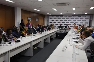 JERÔNIMO RODRIGUES RECEPCIONA EMBAIXADORES DE PAÍSES AFRICANOS EM SALVADOR