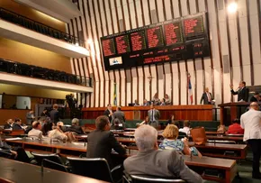 AL-BA APROVA REQUERIMENTO QUE DETERMINA URGÊNCIA EM VOTO DE EMPRÉSTIMO DE R$ 1,6 BILHÃO