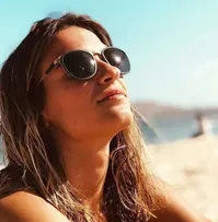 SURFISTA PORTUGUESA É CHANTAGEADA APÓS RECEBER FOTOS PRODUZIDAS POR IA EM QUE APARECE NUA: 'INFERNO EMOCIONAL'