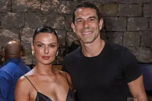 ISIS VALVERDE E MARCUS BUAIZ CONFIRMAM NOIVADO
