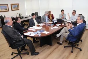 SDE DISCUTE PROJETOS E AÇÕES PARA SETOR COMERCIAL DA BAHIA EM SESSÃO ORDINÁRIA COM FECOMÉRCIO