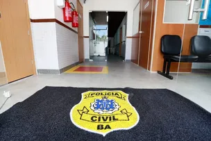 EM UBAITABA, GOVERNADOR INAUGURA DT, ENTREGA PAVIMENTAÇÃO DE RUAS E EQUIPAMENTOS DE SAÚDE