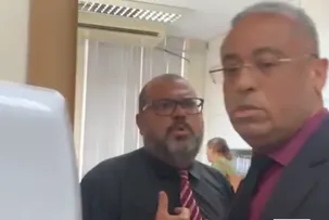 JUIZ CHAMA ADVOGADO DE 'PALHAÇO' E DE 'RATO' DURANTE BRIGA NO FÓRUM DE SALVADOR