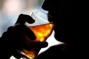 PESQUISADORES QUEREM QUE POPULAÇÃO DIMINUA CONSUMO DE ÁLCOOL