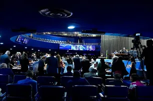 TEXTO DA REFORMA DO ENSINO MÉDIO É APROVADO POR COMISSÃO NO SENADO