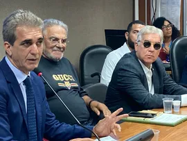 EM AUDIÊNCIA PÚBLICA, DEPUTADO ROBINSON RESSALTA IMPORTÂNCIA DE POLÍTICAS PÚBLICAS PARA PESSOAS COM DEFICIÊNCIA