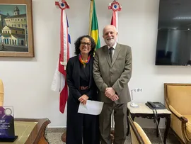 COTAS PARA PESSOAS TRANS EM PROCESSOS SELETIVOS DE ESTÁGIOS NO TJBA É APROVADO