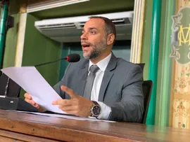 "O PDDU NECESSITA DE REVISÃO EM SALVADOR, CONFORME PREVÊ A LEI", DENUNCIA AUGUSTO VASCONCELOS