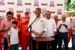 GOVERNADOR ENTREGA OBRAS DE INFRAESTRUTURA, SEGURANÇA PÚBLICA E DESENVOLVIMENTO URBANO NO INTERIOR