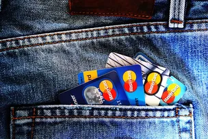 ROTATIVO DO CARTÃO: ENTENDA COMO O NOVO LIMITE PODE INFLUENCIAR OFERTA DE CRÉDITO E INADIMPLÊNCIA