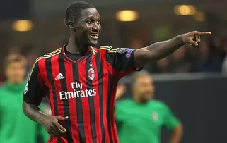 VITÓRIA ACERTA CONTRATAÇÃO DO ZAGUEIRO COLOMBIANO CRISTIÁN ZAPATA, EX-MILAN