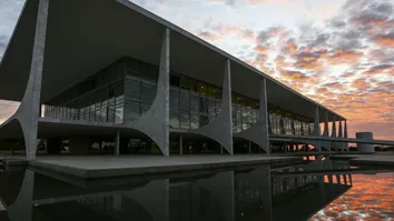 GOVERNO GASTA R$ 335 MIL EM ACESSÓRIOS DE CASA PARA LULA E JANJA