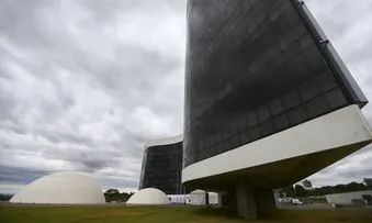 MAIS DE 138 MIL NOVAS URNAS FORAM ENTREGUES PARA 2024, DIZ TSE