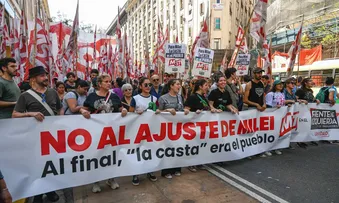DURANTE LANÇAMENTO DO CARNAVAL, JERÔNIMO REFORÇA SOLIDARIEDADE A FAMILIARES DE INDÍGENA MORTA NO SUDOESTE E DE VÍTIMAS DE NAUFRÁGIO EM MADRE DE DEUS