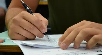 CONCURSOS 2024: PROFISSIONAIS DÃO DICAS DE COMO ESTUDAR E SE DEDICAR