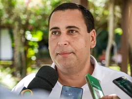 ÉDEN REBATE ACM NETO: "JERÔNIMO NÃO SÓ MANTEVE, COMO ACELEROU O RITMO DE TRABALHO"