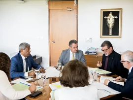 JERÔNIMO SE REÚNE EM BRASÍLIA COM RUI COSTA PARA TRATAR DO PAC