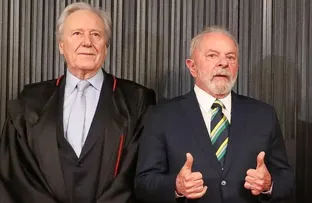 LULA PODE CONVIDAR EX-MINISTRO DO STF PARA COMANDAR MINISTÉRIO DA JUSTIÇA