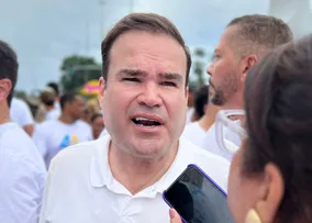 ‘ACREDITO NA REELEIÇÃO DO PREFEITO BRUNO REIS’, DIZ CACÁ LEÃO NA LAVAGEM DO BONFIM