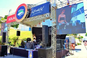 COM PALCO MOVIDO A ENERGIA SOLAR, PROJETO MÚSICA NA ÁRVORE LEVA SHOWS GRATUITOS PARA ITACARÉ, NO PRÓXIMO DIA 27