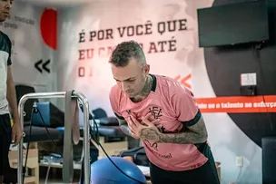 LUAN É OFICIALIZADO PELO VITÓRIA E PODE ESTREAR NESTE SÁBADO (20)
