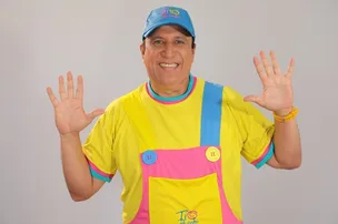 SHOPPING PIEDADE REALIZA BAILINHO DE CARNAVAL GRATUITO COM TIO PAULINHO