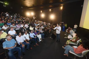 COM ATENDIMENTO AO FOLIÃO POR WHATSAPP E IA, PREFEITURA APRESENTA OPERAÇÃO DE SERVIÇOS PARA O CARNAVAL DE SALVADOR