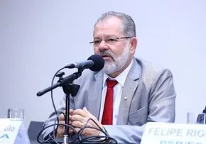 MARCELO NILO DIZ TER RESPEITO POR JERÔNIMO, MAS REFORÇA QUE GOVERNADOR NÃO FAZ GESTÃO, APENAS POLÍTICA