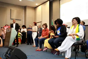 EM SALVADOR, JERÔNIMO PARTICIPA DE ATO EM DEFESA DA DEMOCRACIA QUE RELEMBRA ATAQUES GOLPISTAS DE 8 DE JANEIRO