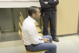 EM DEPOIMENTO, DANIEL ALVES NEGA ESTUPRO E DIZ QUE MULHER ESTAVA LIVRE PARA IR EMBORA 'A QUALQUER MOMENTO'