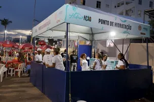 GOVERNO DO ESTADO INSTALA ILHAS DE HIDRATAÇÃO PARA FOLIÕES NOS CIRCUITOS DE CARNAVAL COM ÁGUA DA EMBASA