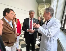 EM VIAGEM INTERNACIONAL, JERÔNIMO COMENTA SOBRE SITUAÇÃO DA DENGUE NA BAHIA