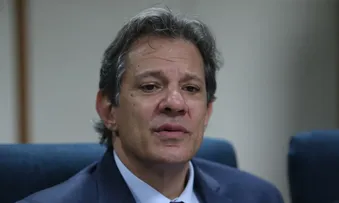 JUSTIÇA ARQUIVA INVESTIGAÇÃO CONTRA FERNANDO HADDAD