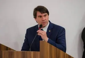 LÍDER DO PP APOIA JERÔNIMO SOBRE NOVO MÉTODO DE APROVAÇÃO NOS COLÉGIOS