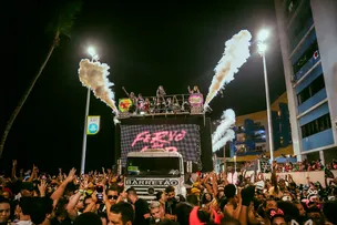 EM TRIO SEM CORDAS, LUDMILLA ARRASTOU MILHARES DE FOLIÕES NO CARNAVAL DE SALVADOR