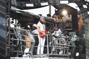 BELL MARQUES ANUNCIA SHOW DE DEZ HORAS NO ANIVERSÁRIO DE SALVADOR
