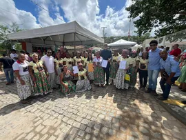 COMUNIDADES QUILOMBOLAS DE BANZAÊ RECEBEM DOCUMENTOS DE REGULARIZAÇÃO AMBIENTAL