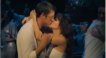 FÁBIO PORCHAT REVELA COMO FOI BEIJAR SANDY E DÁ DETALHES SOBRE CENA DE NUDEZ EM FILME