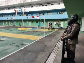 PENITENCIÁRIA DE SALVADOR TEM PRINCÍPIO DE MOTIM E ADMINISTRAÇÃO SUSPENDE VISITAS