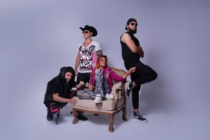 SEM MEIA CANTA SOBRE MUDANÇA E SUPERAÇÃO NA VERSÃO ACÚSTICA DE "A VIDA TEM JEITO
