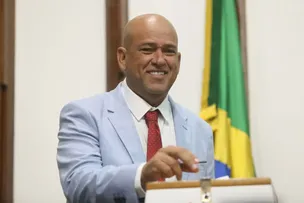 BINHO GALINHA REAPARECE NA ALBA APÓS PERÍODO AFASTADO DEVIDO À OPERAÇÃO 'EL PATRON'
