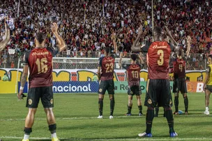 VITÓRIA JÁ CONTA COM 15 MIL TORCEDORES GARANTIDOS EM PARTIDA CONTRA O BARCELONA DE ILHÉUS