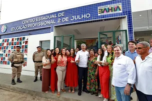 PORTO SEGURO: ENTREGA DE CENTRO DE EDUCAÇÃO PROFISSIONAL GARANTE FUTURO PROMISSOR PARA ESTUDANTES DE COMUNIDADE