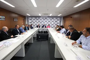 GOVERNADOR AUTORIZA LICITAÇÕES PARA PAVIMENTAÇÃO DE TRECHO DA BA-262 E ATERROS NA BA-263, EM VITÓRIA DA CONQUISTA