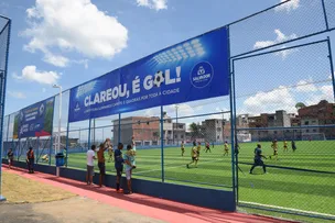 COM INVESTIMENTO DE R$ 2,3 MILHÕES, PREFEITURA ENTREGA CAMPO, PISTA DE COOPER E QUADRA EM PARIPE