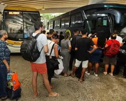 RODOVIÁRIA DE SALVADOR DEVE RECEBER MAIS DE 170 MIL PESSOAS DURANTE O FERIADÃO DA SEMANA SANTA