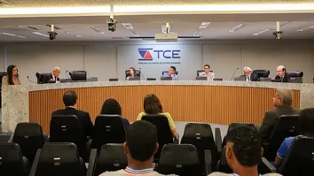 GOVERNO E TCE DA BAHIA FIRMAM ACORDO HISTÓRICO PARA REGULARIZAÇÃO DE CONTRATOS