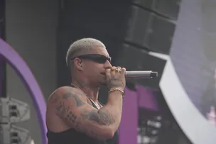 LUDMILLA E BELO FAZEM DUETO INESPERADO NO TERCEIRO DIA DO NAVIO NUMANICE